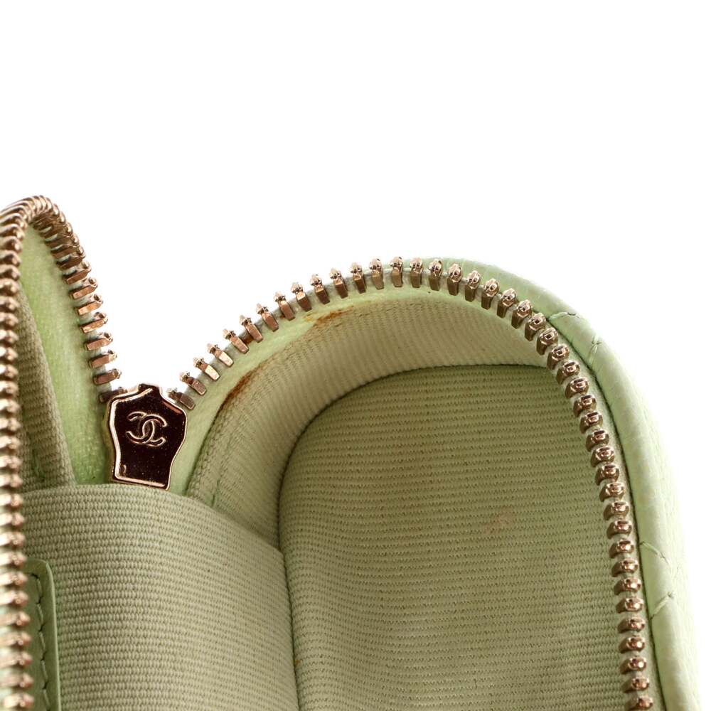 Chanel Handle With Care Vanity Case #202027C24B - Picture 7 of 9